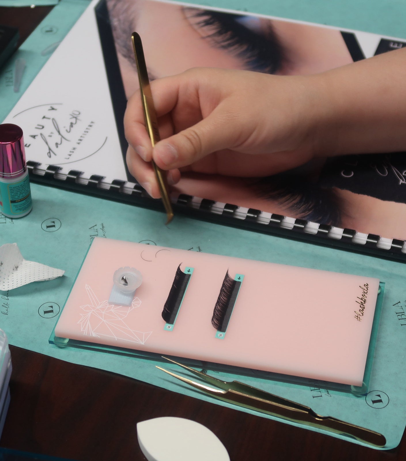 Mega Volume Lash Masterclass